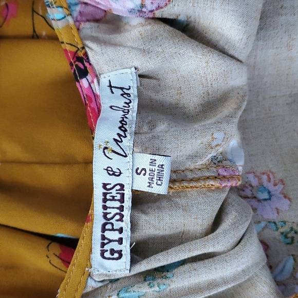 GYPSIES & Moondust sleeveless  w/lace women's blouse size S - Picture 4 of 4